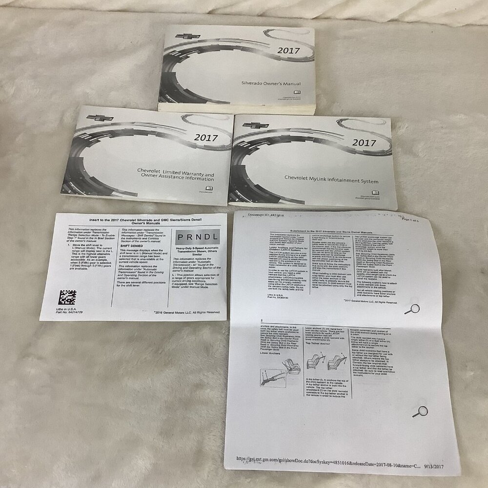 2017‎ Chevrolet Silverado Owners Manual Users Guide Book 17 OEM#23476161